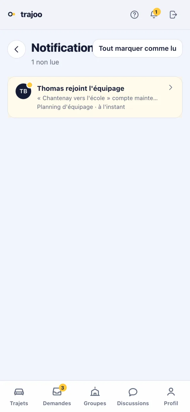 La liste des notifications, avec « Thomas rejoint l'équipage » en tête.